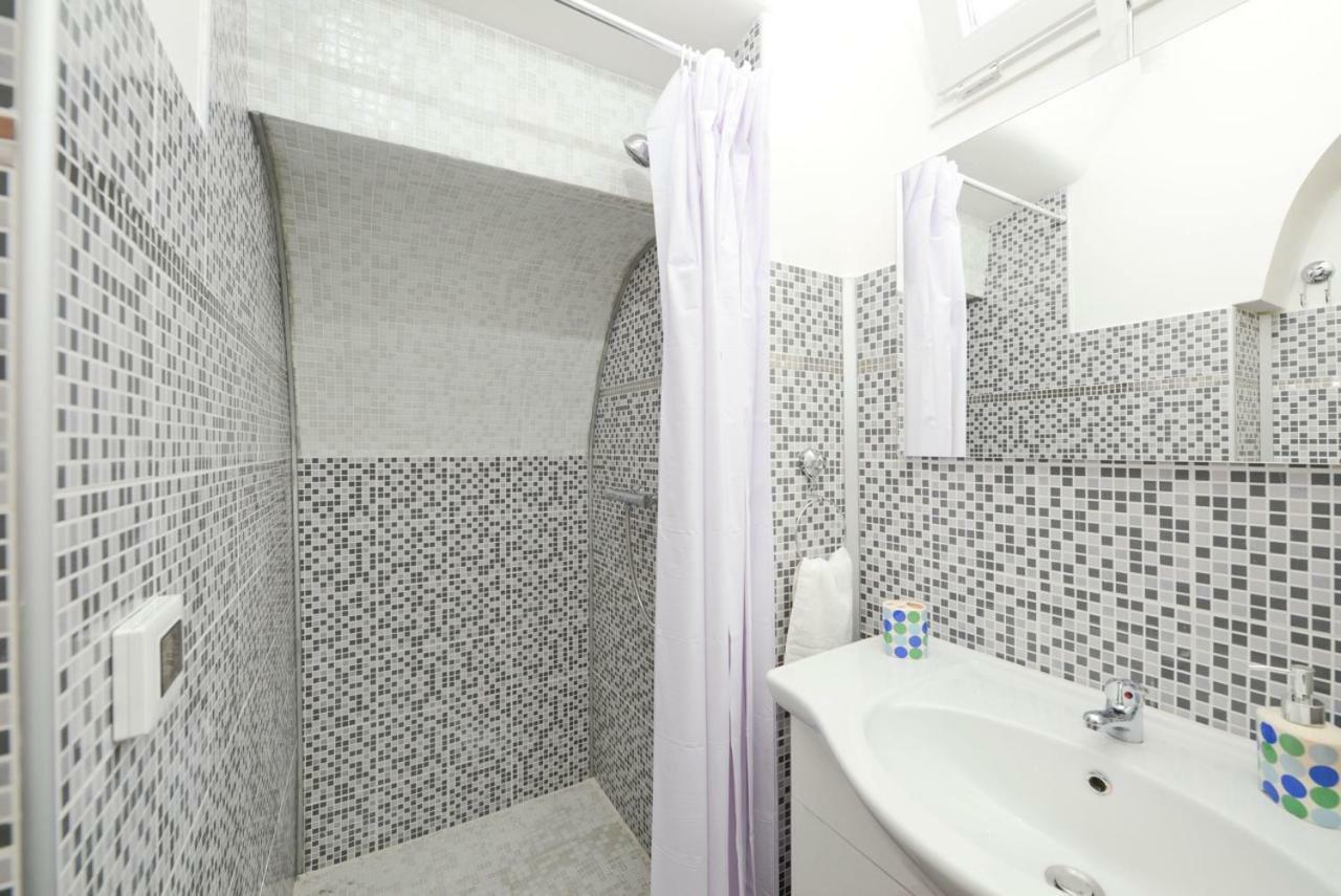Casa Victoria Apartment ออสตูนี ภายนอก รูปภาพ